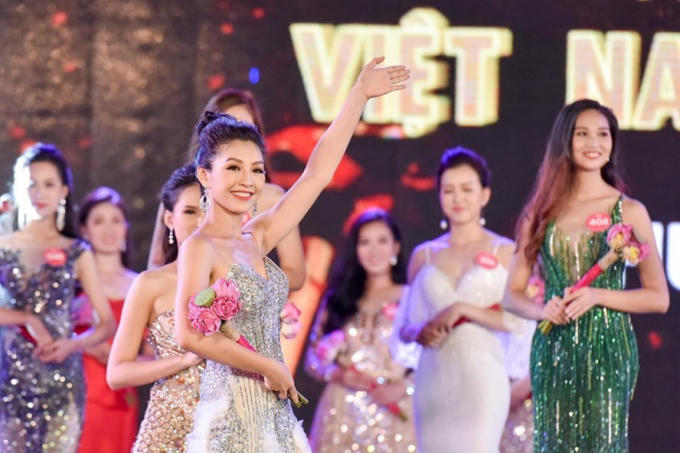 Thanh Tú lọt top 25 thí sinh xuất sắc chung khảo phía Bắc. Ảnh: zing