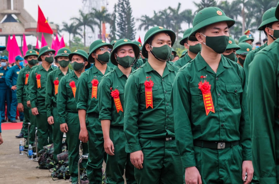 Người chuyển giới không nằm trong trường hợp miễn đăng ký nghĩa vũ quân sự