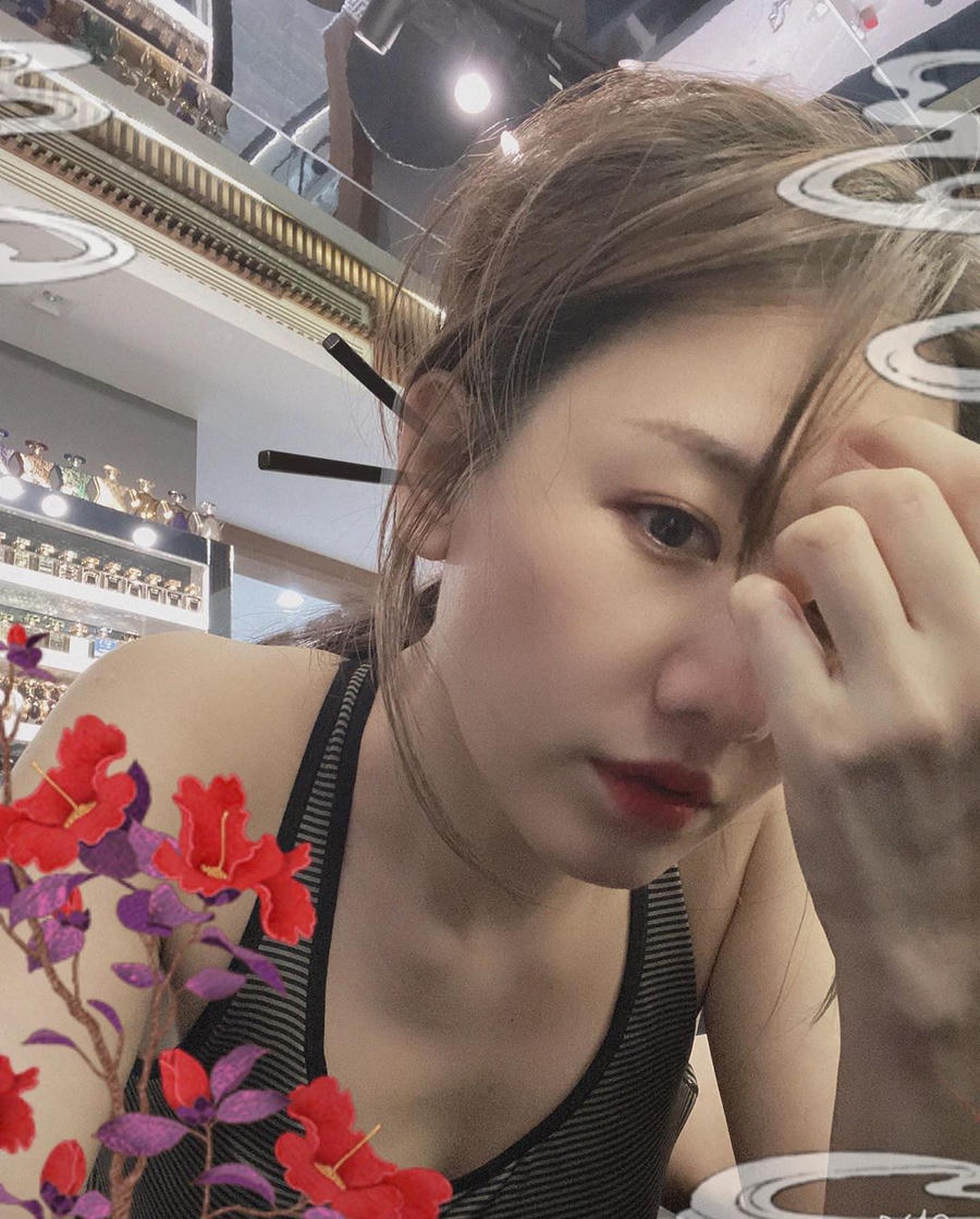 ngoc trinh binh than truoc thi phi, hari won voi vang bao tin vui hinh anh 2