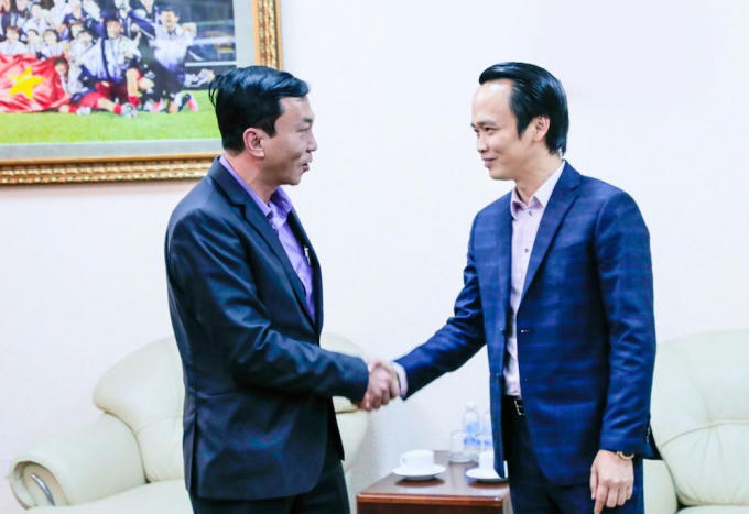 Chủ tịch HĐQT Tập đoàn FLC – ông Trịnh Văn Quyết và ông Trần Quốc Tuấn – Phó chủ tịch VFF