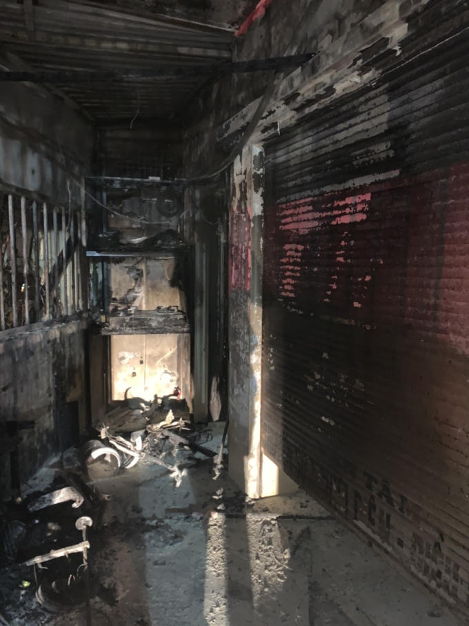 Kịp thời hướng dẫn 5 người thoát khỏi đám cháy lúc nửa đêm