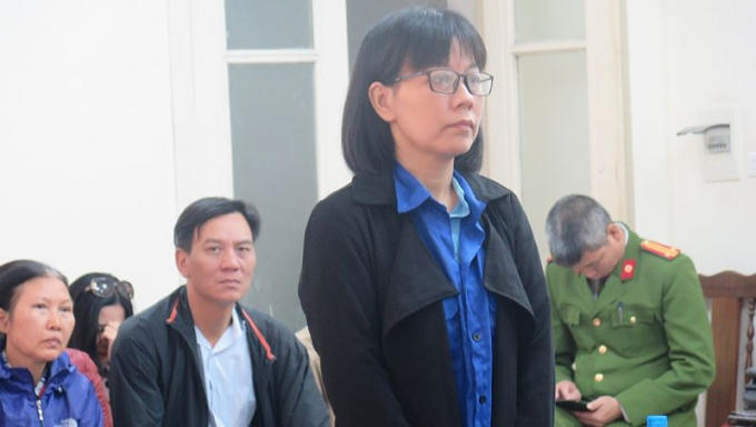 Bị cáo Ngọ Thị Hoa tại tòa.