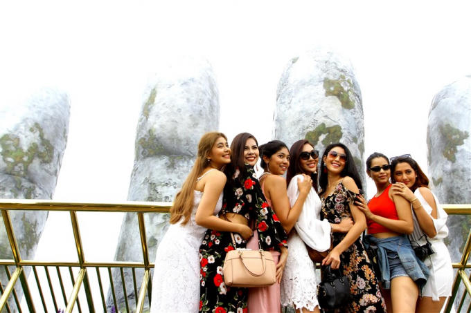 Cầu Vàng Sun World Ba Na Hills.