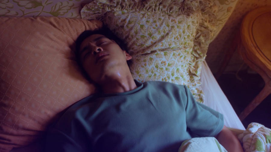 Cảnh trong phim “Hắn”. Ảnh: Beta