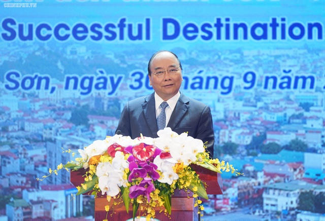 Thủ tướng Nguyễn Xuân Phúc phát biểu tại Hội nghị xúc tiến đầu tư tỉnh Lạng Sơn, sáng 30/9 (ảnh: VGP)