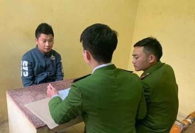 Đối tượng Lê Hoành tại cơ quan công an.