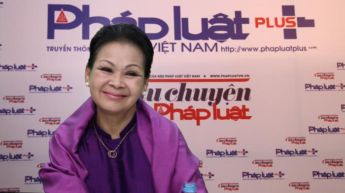 Danh ca Khánh Ly tâm sự: Hà Nội là quê cha, và cũng là quê hương của tôi.