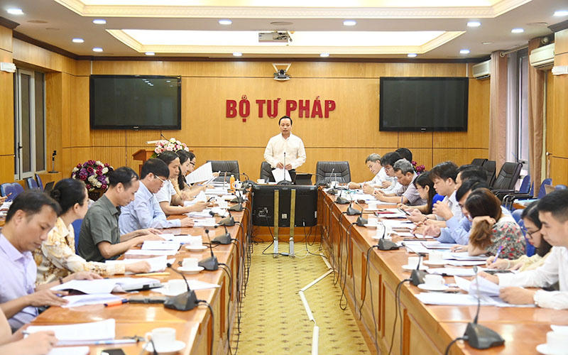 Toàn cảnh phiên họp thẩm định.