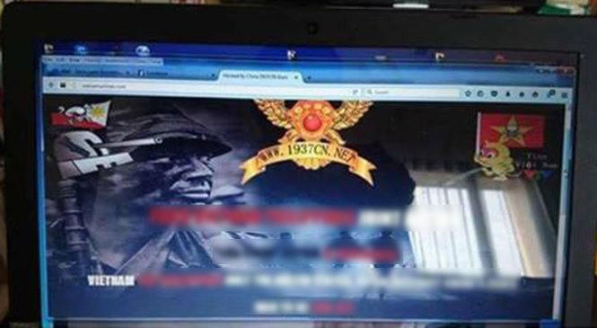 Giao diện trang chủ của Vietnam Airlines bị chiếm quyền tên miền. Tuy nhiên, sau đó hãng đã khắc phục được sự cố này.