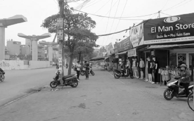 Khu vực đất bị thu hồi nằm ngay mặt đường trục quốc lộ 32, chạy từ Cầu Diễn lên.