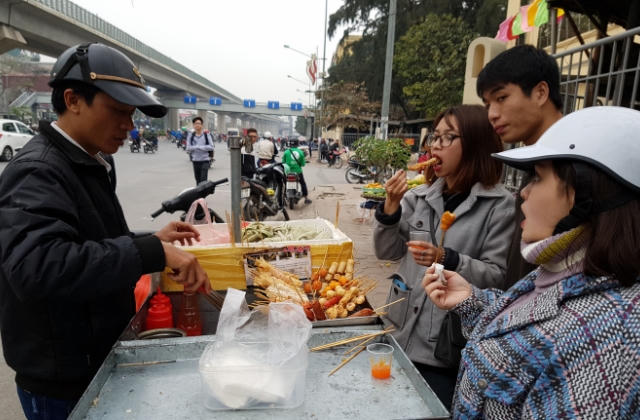 Kinh nghiệm chọn nem chua rán tránh gặp phải thực phẩm bẩn