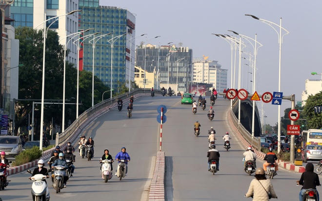 Sau 3 năm đưa vào hoạt động, cầu vượt Liễu Giai - Kim Mã đã giúp giảm thiểu đáng kể tình trạng ùn tắc kéo dài trên trục Kim Mã đi hướng Nguyễn Thái Học vào giờ cao điểm.