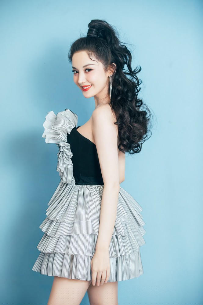 Say đắm nhan sắc 'gây thương nhớ' của người đẹp Tân Cương - ảnh 13