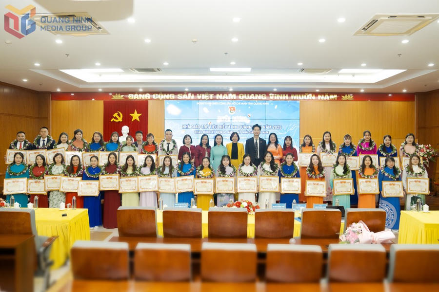 Tuyên dương 36 cá nhân xuất sắc, đáp ứng đầy đủ các tiêu chí của danh hiệu “Nhà giáo trẻ tiêu biểu” năm 2025