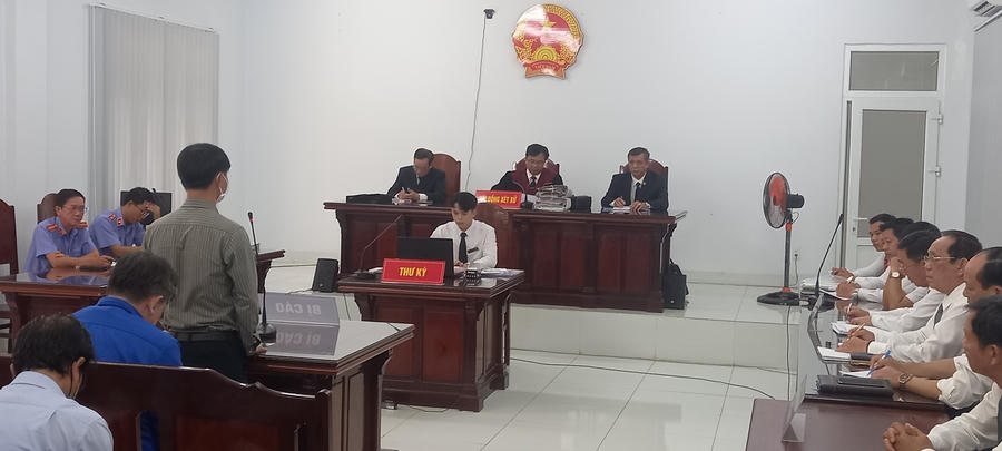 Toàn cảnh phiên tòa ngày 5/6.