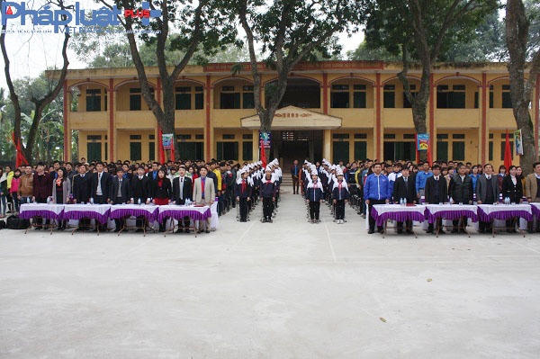 Quang cảnh lễ ra quân Tháng thanh niên 2016 tại huyện Chương Mỹ.