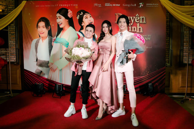 Trương Quỳnh Anh thanh lịch nhưng lại đầy quyến rũ trong v&aacute;y David Wong