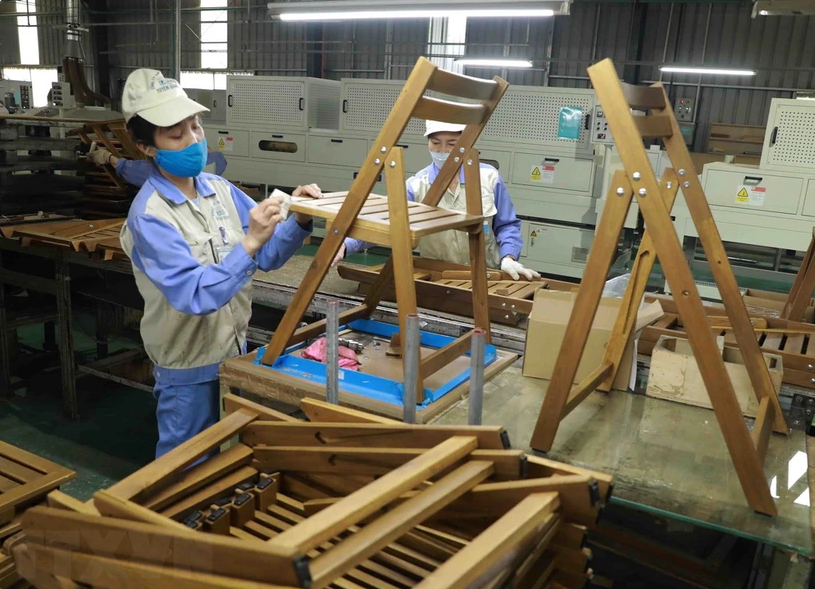 Sản phẩm đồ gỗ nội, ngoại thất của Công ty được xuất khẩu sang thị trường Mỹ, Canada, Châu Âu, Nga và Nhật Bản