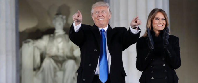 Tổng thống đắc cử Donald Trump cảm ơn những người đã ủng hộ mình trong thời gian qua. (Ảnh: AP)