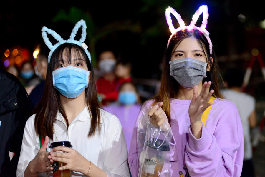 Tô Huỳnh Như, 20 tuổi ngụ quận 9 cùng bạn đi xem pháo hoa ở Khu công nghệ cao,
