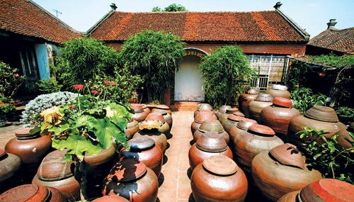 L&agrave;ng cổ Đường L&acirc;m.