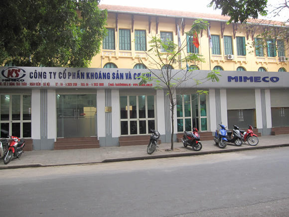 Công ty cổ phần Khoáng sản và Cơ khí có trụ sở tại địa chỉ Số 2 Đặng Thái Thân, phường Phan Chu Trinh, quận Hoàn Kiếm, thành phố Hà Nội.