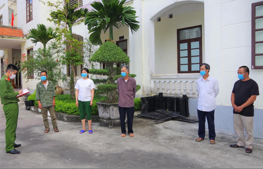 5 đối tượng cùng tang vật trộm cắp tại cơ quan Công an.