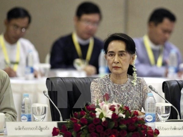 Cố vấn Nhà nước Myanmar Aung San Suu Kyi khẳng định sự tham gia của người dân là yếu tố then chốt cho việc theo đuổi hòa bình.