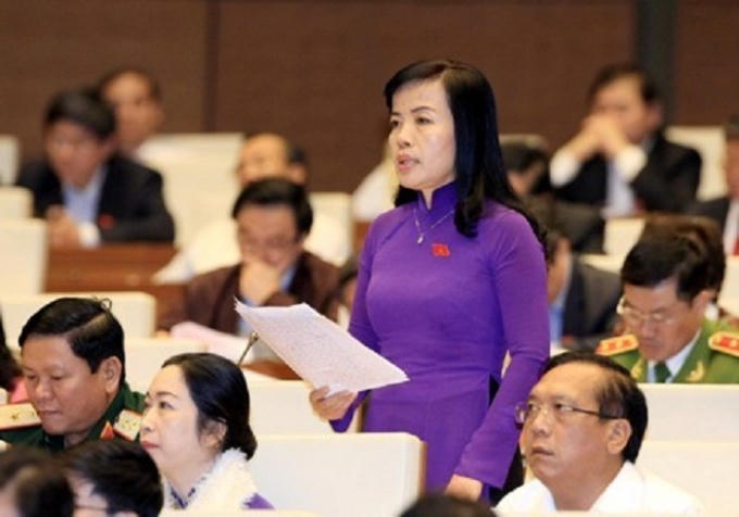 Đại biểu Kim Thúy phát biểu tại hội trường. Ảnh: VGP