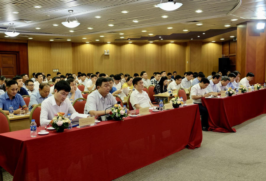 Đông đảo đại biểu tham dự Hội nghị Đánh giá kết quả công tác 6 tháng đầu năm và triển khai nhiệm vụ trọng tâm 6 tháng cuối năm 2023.