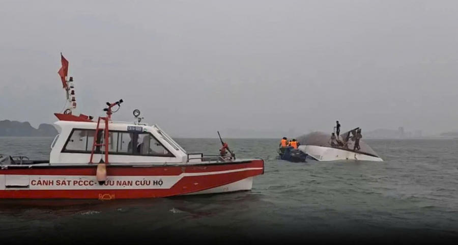 Hiện trường vụ đắm tàu.