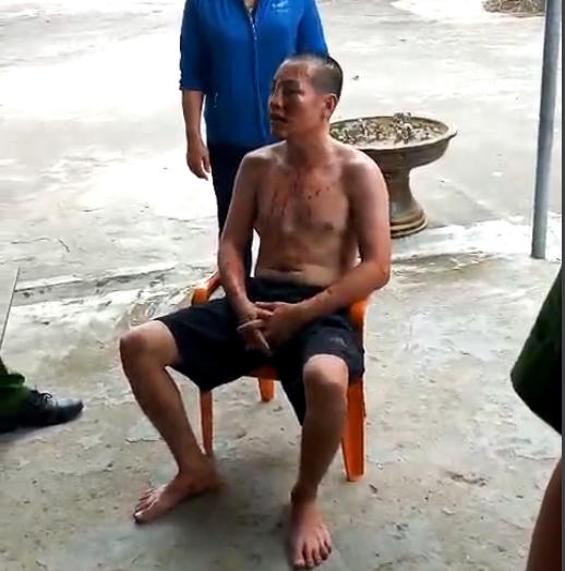 Lực lượng CS113 đã kịp thời có mặt để ổn định tình hình ANTT và đưa Nguyễn Hải Nam đi sơ cứu tại bệnh viện.
