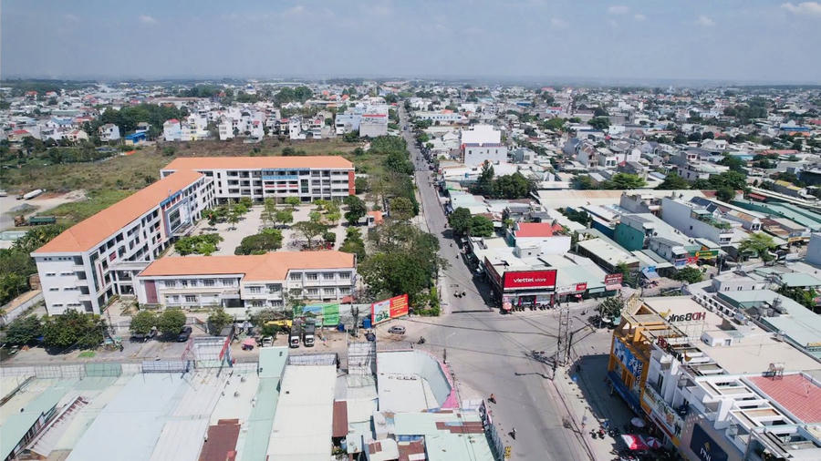 UBND phường Trảng Dài tổ chức kiểm tra, yêu cầu người dân tự tháo dỡ công trình vi phạm trật tự xây dựng và sử dụng đất sai mục đích