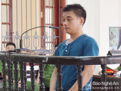Lê Văn Ân tại phiên tòa. (Ảnh: báo Nghệ An)