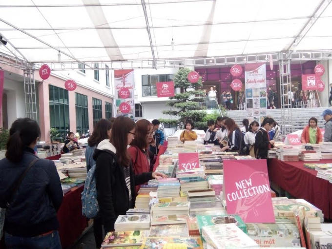 Chúng ta cần nhiều hơn nữa những hội sách như này để người yêu sách có thêm không gian dành cho tình yêu sách và đánh thức văn hóa đọc trong người Việt ta.