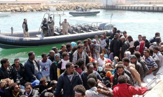 Người tị nạn bị bắt giữ.