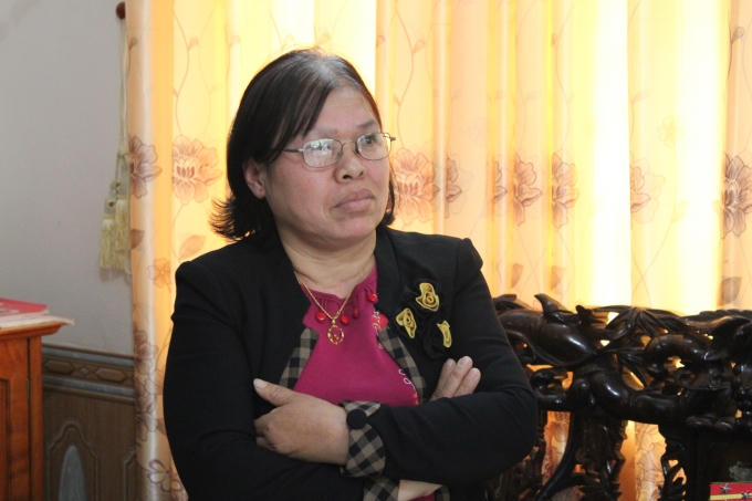 Nữ thủ kho