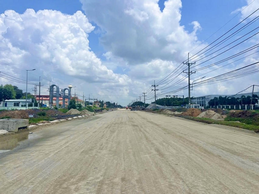 Đường 25B đẩy nhanh thi công.