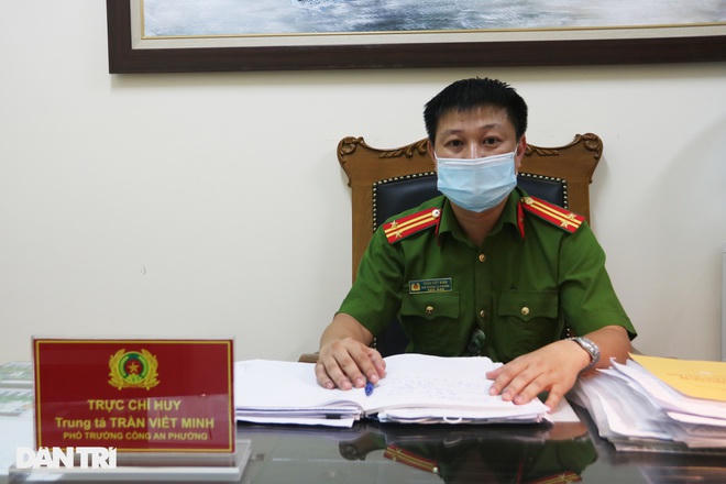 Trung tá Trần Viết Minh, Phó Trưởng Công an phường Trung Hòa cho biết, tính đến chiều 6/9, Công an phường Trung Hòa đã duyệt được 358 hồ sơ cho các doanh nghiệp.