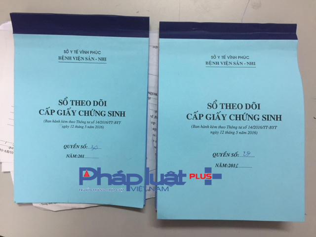 Sổ giấy chứng sinh tại Bênh viện Sản - Nhi Vĩnh Phúc (Ảnh do BS tại Bệnh viện cung cấp)