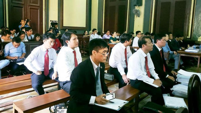 Phiên tòa xét xử tranh chấp giữa Vinasun – Grab.