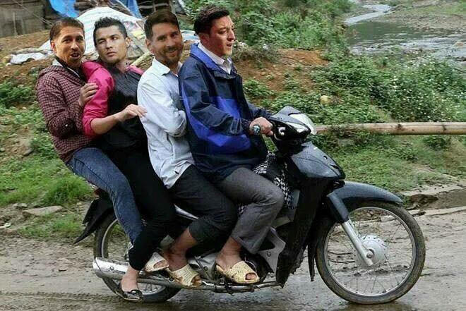 Mesut Ozil, Messi, Ronaldo hay Ramos đã không thể thành công trong việc đưa đội tuyển nước nhà vào vòng trong. Ảnh: Troll bóng đá.