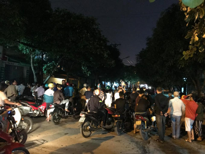 Live: Xuy&ecirc;n đ&ecirc;m v&acirc;y bắt đối tượng &ocirc;m