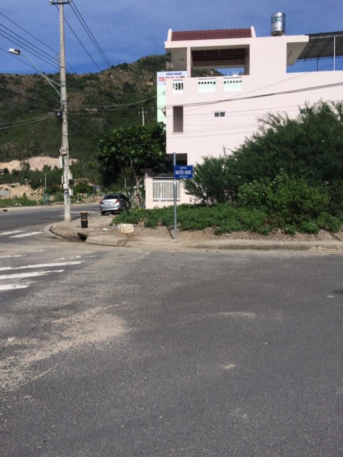 Diện t&iacute;ch 90 m2 ngang 4 m d&agrave;i 22.5 m