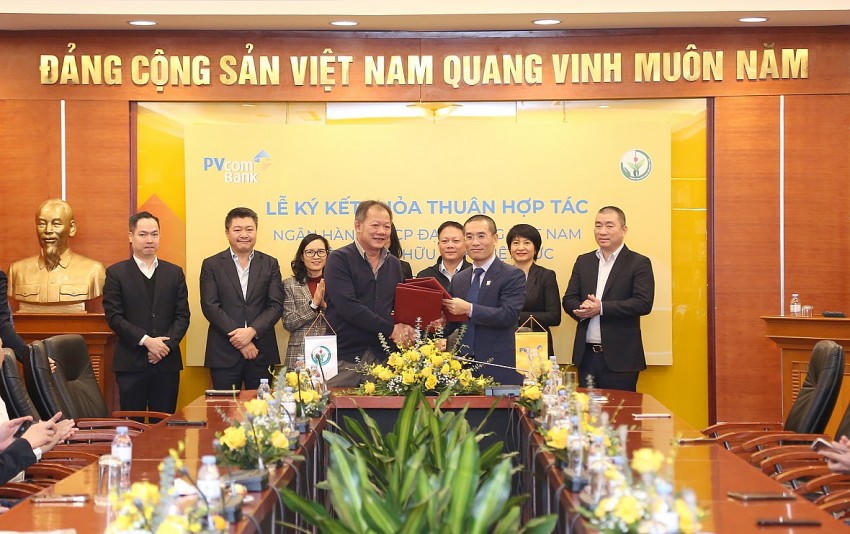 PVcomBank và Bệnh viện Hữu nghị Việt Đức ký kết thỏa thuận hợp tác toàn diện.