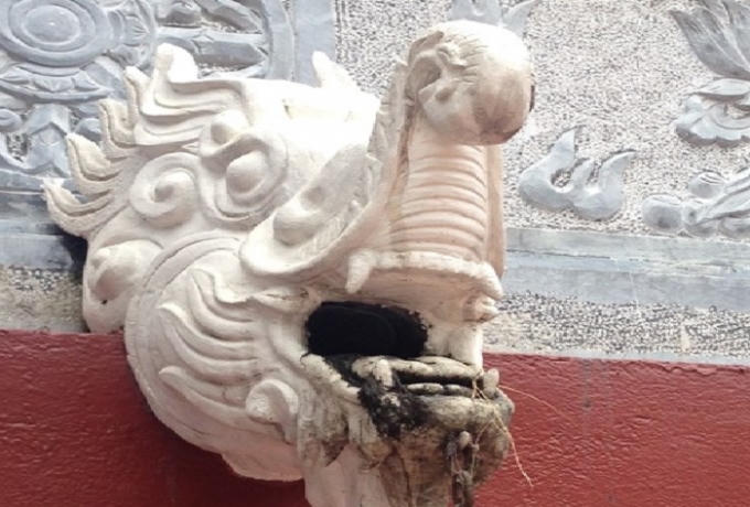 Một trong những chi tiết không phù hợp tại khu di tích chùa Hương sẽ được thay thế trước tết Nguyên đán.