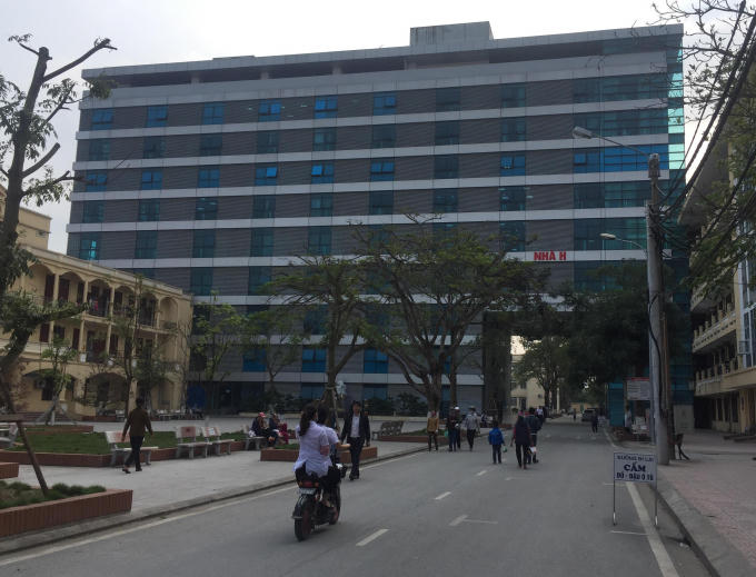 Dãy nhà H, bệnh viện Đa khoa tỉnh Thái Bình nơi xảy ra vụ việc.