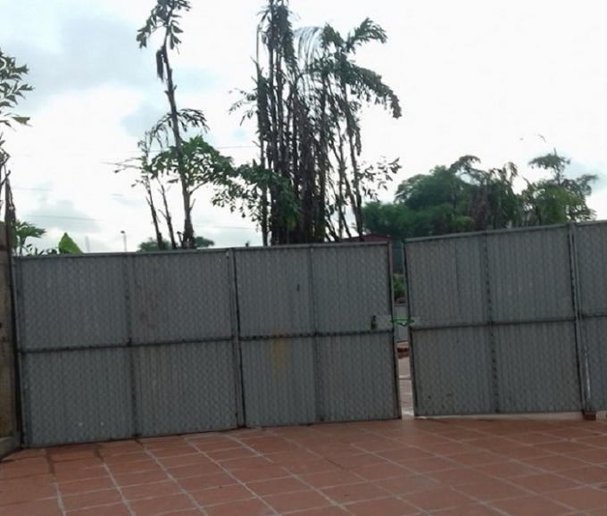 Ngày 12/7, theo quan sát của phóng viên thì công trình bể bơi đã dừng hoạt động...