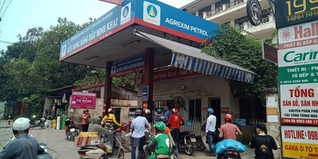 Cây xăng 199 Minh Khai. (Ảnh: Đức Duy/Vienam+)