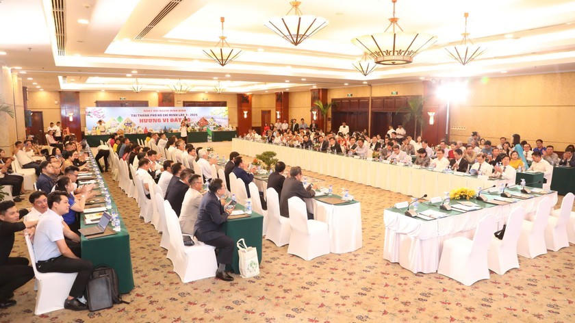 Chương trình gặp mặt các DN, nhà đầu tư tại TP Hồ Chí Minh đầu Xuân Ất Tỵ 2025